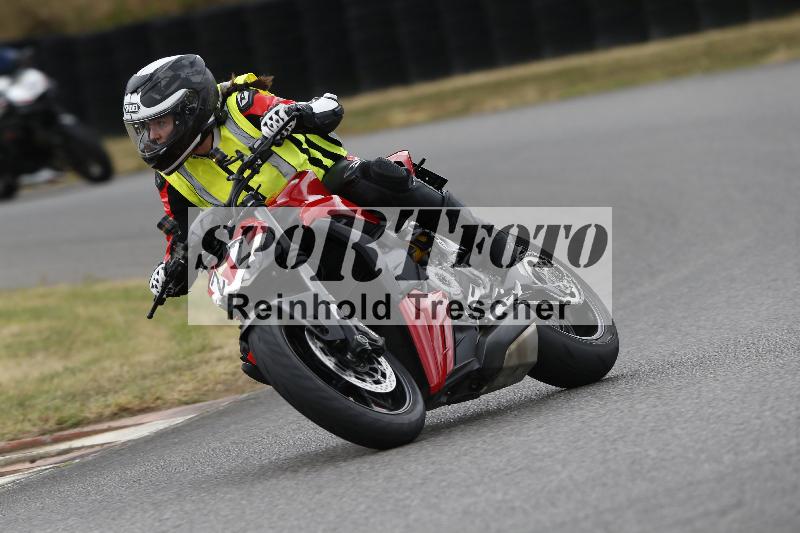 Archiv-2025/32 07.07.2025 Plüss Moto Sport ADR/Einsteiger/22